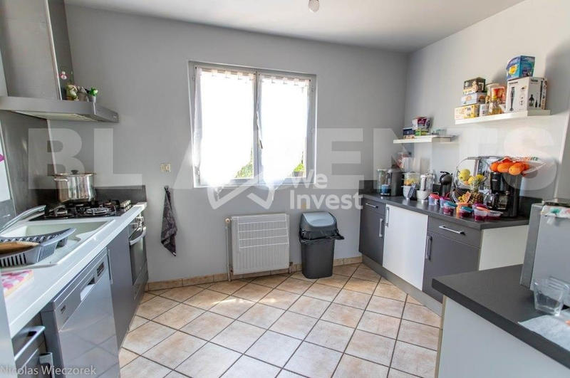 Maison - 90 m² - 6 pièces