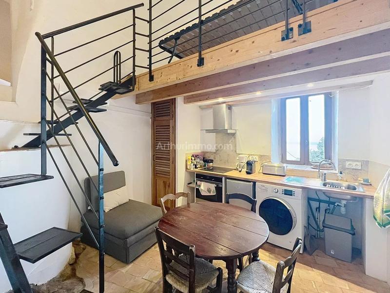 Appartement - 30 m² - 3 pièces