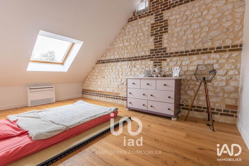 Maison - 218 m² - 4 pièces