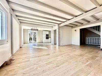 Propriété - 185 m² - 7 pièces