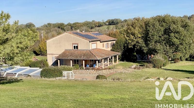 Maison - 309 m² - 10 pièces