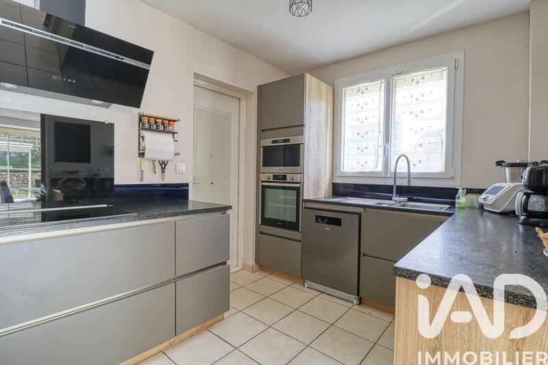 Maison - 135 m² - 7 pièces