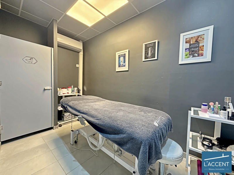 Fonds de commerce - 110 m²