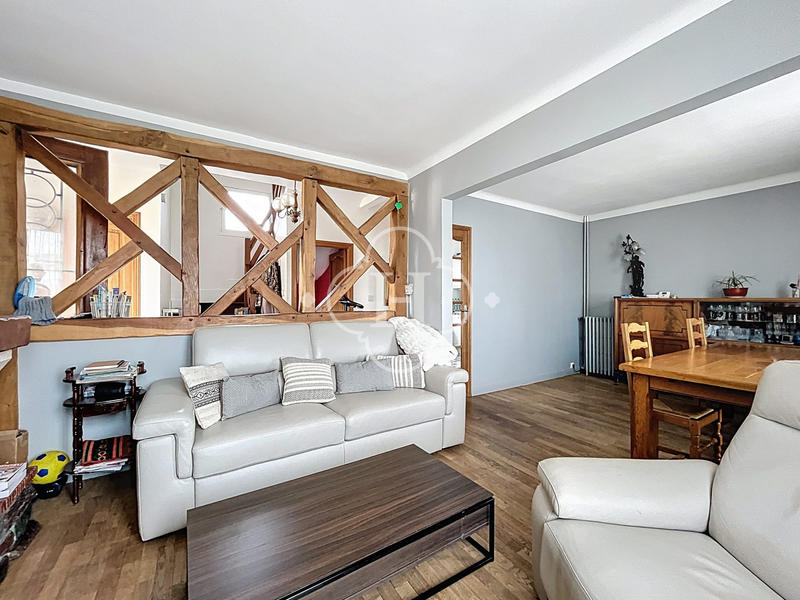 Maison - 80 m² - 5 pièces