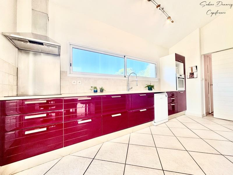 Villa - 150 m² - 6 pièces