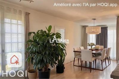 Maison - 96 m² - 4 pièces