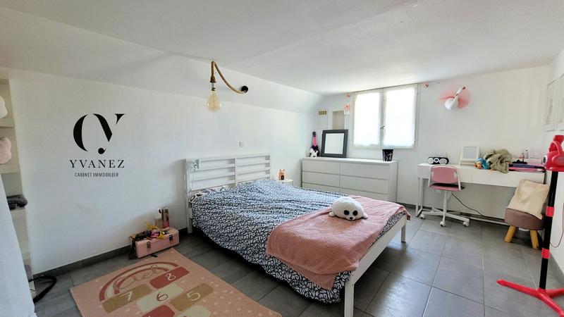 Maison - 151 m² - 6 pièces