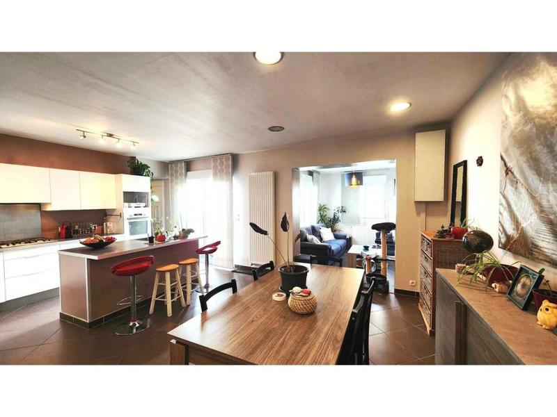 Maison - 86 m² - 5 pièces