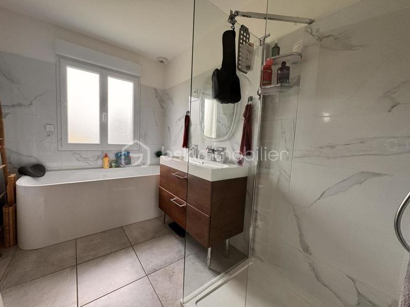 Maison - 133 m² - 6 pièces