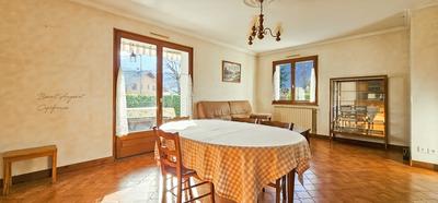 Maison - 88 m² - 4 pièces