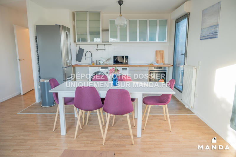 Chambre - 9 m² - 5 pièces