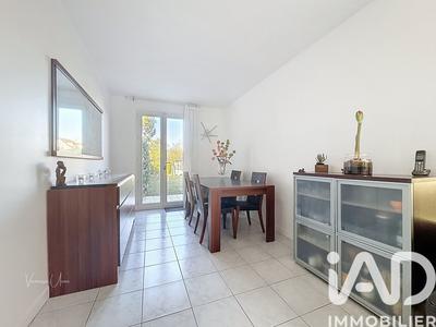 Maison - 83 m² - 4 pièces