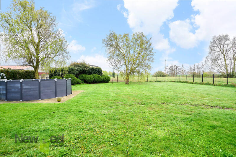 Pavillon - 150 m² - 7 pièces