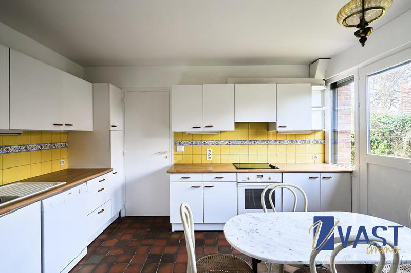 Maison - 137 m² - 5 pièces