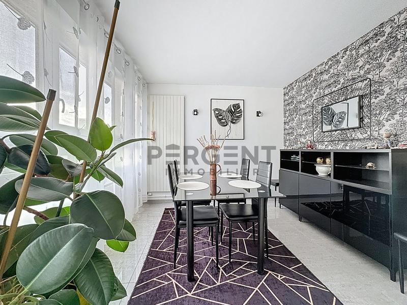 Appartement - 79 m² - 4 pièces