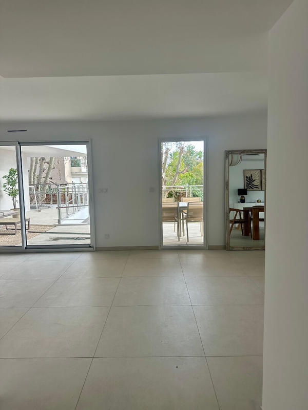 Appartement - 150 m² - 5 pièces