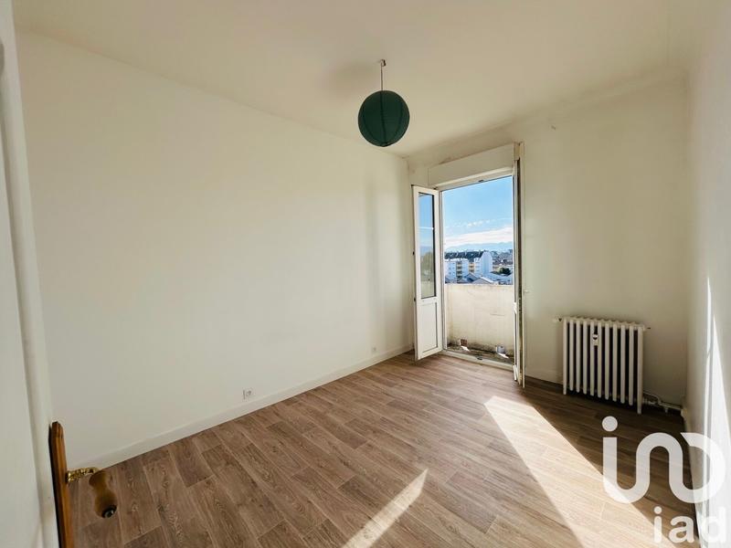 Appartement - 80 m² - 3 pièces