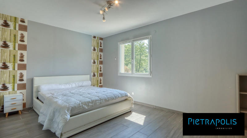 Maison contemporaine - 182 m² - 6 pièces