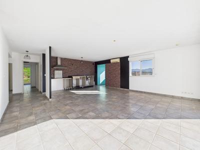 Appartement - 111 m² - 4 pièces