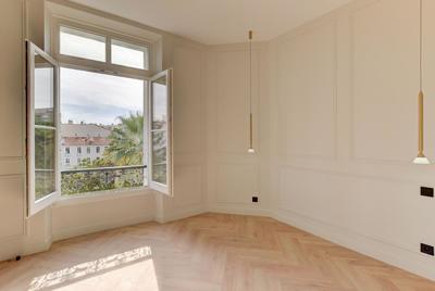 Appartement bourgeois - 110 m² - 4 pièces