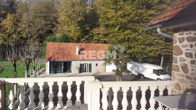 Propriété - 8 191 m² - 11 pièces