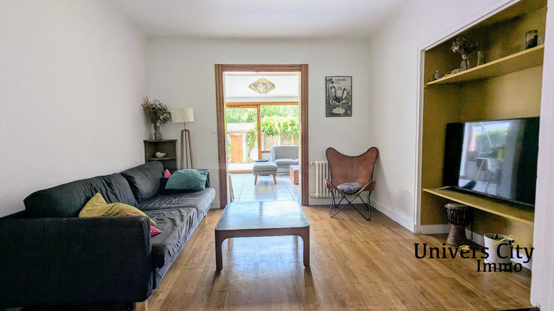 Maison - 158 m² - 8 pièces