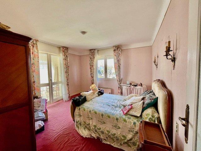 Villa - 152 m² - 6 pièces