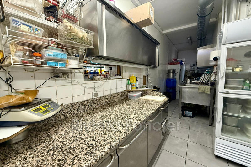 Fonds de commerce - Magasins - 130 m²