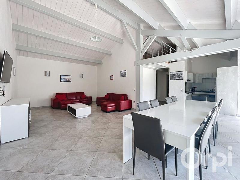 Maison - 187 m² - 5 pièces