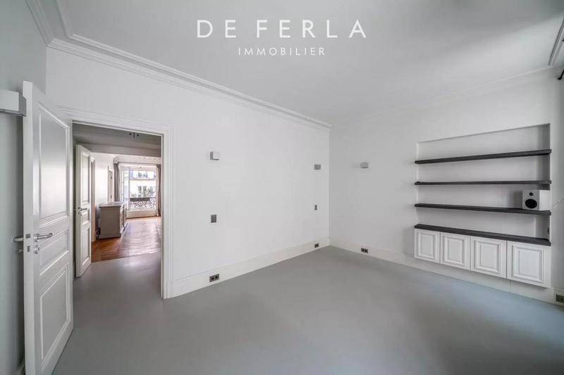 Appartement - 134 m² - 4 pièces