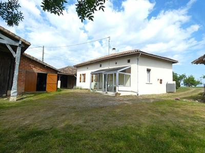 Maison - 88 m² - 5 pièces