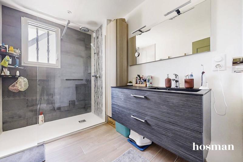 Maison - 161 m² - 6 pièces