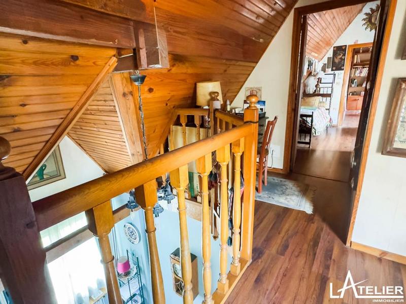 Maison - 185 m² - 7 pièces