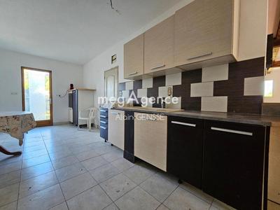 Maison traditionnelle - 130 m² - 4 pièces