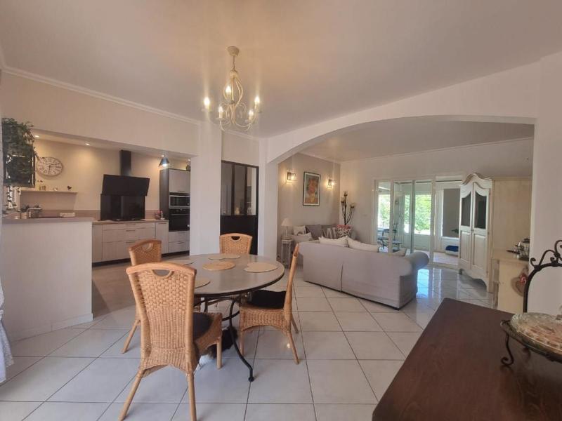 Maison - 130 m² - 4 pièces