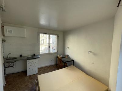 Studio - 16 m² - 1 pièce