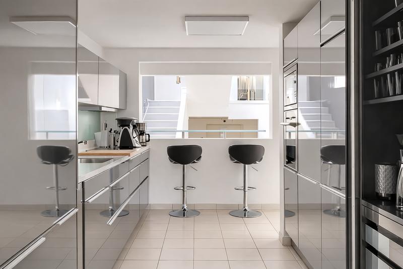 Maison - 246 m² - 7 pièces