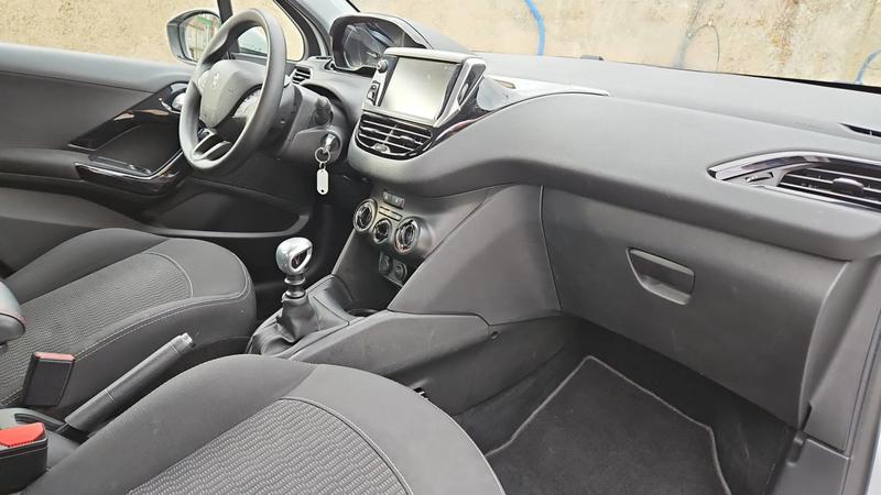 Peugeot 208 I 1.5 BlueHDi 100 Active