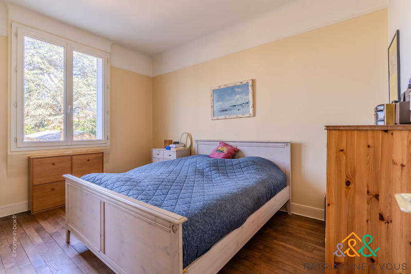 Maison traditionnelle - 150 m² - 7 pièces