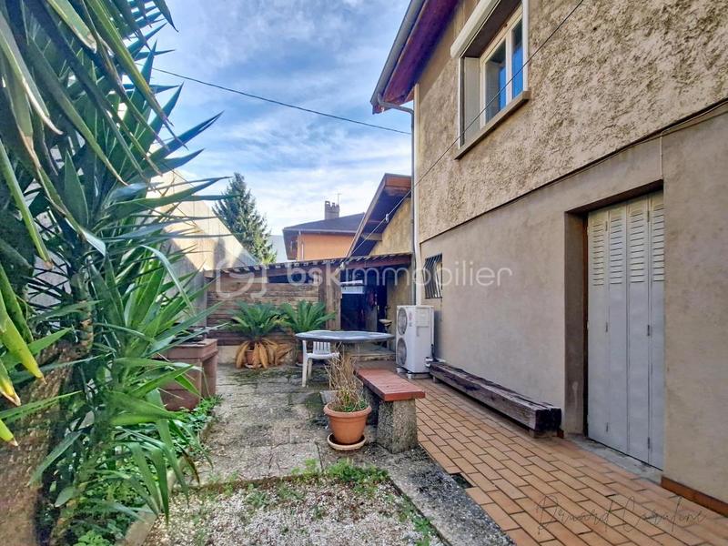 Maison - 140 m² - 7 pièces