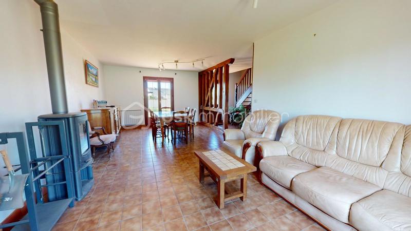 Pavillon - 140 m² - 7 pièces