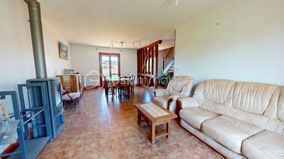 Pavillon - 140 m² - 7 pièces