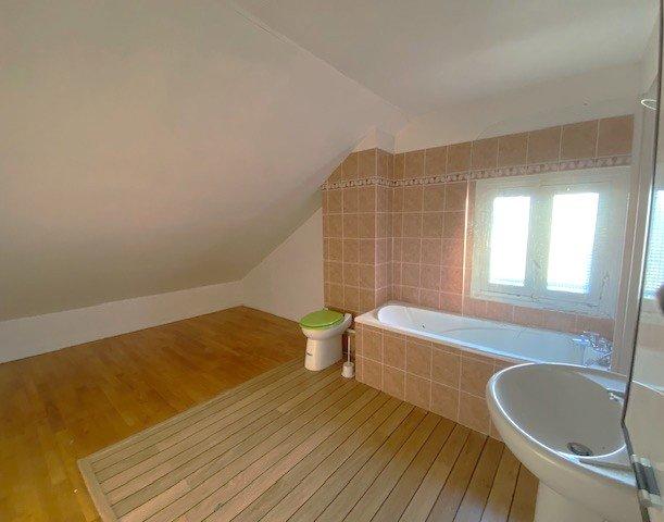 Maison de ville - 132 m² - 5 pièces