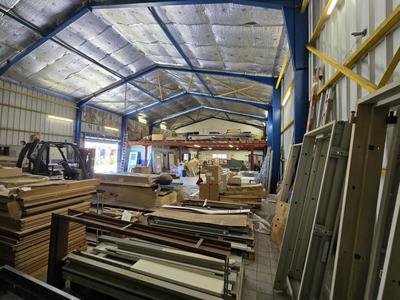 Bureau - 456 m² - 2 pièces