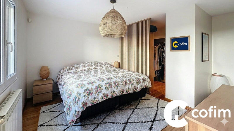 Villa - 189 m² - 7 pièces