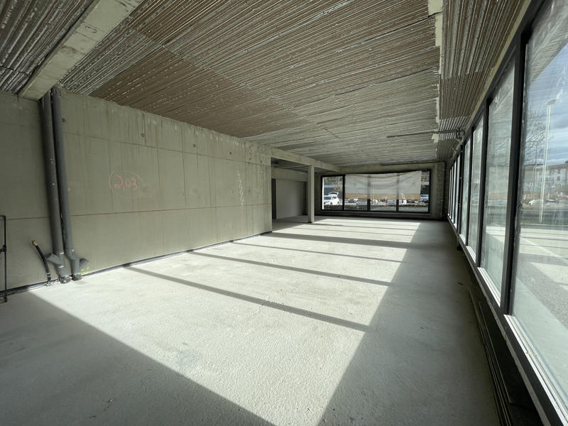 Local commercial - 135 m²