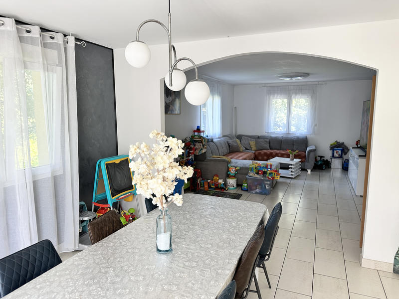 Maison - 140 m² - 6 pièces