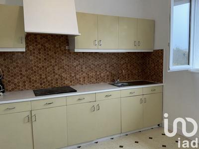 Maison - 96 m² - 5 pièces