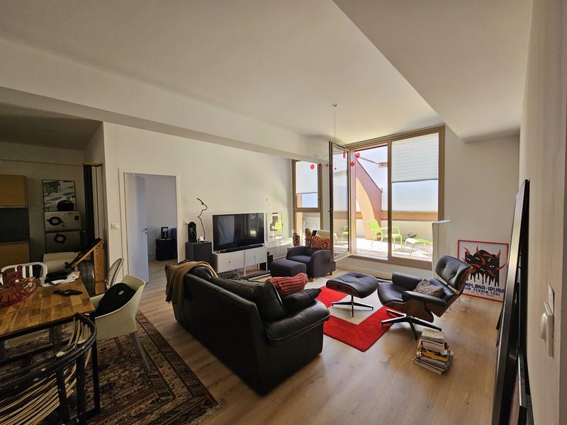 Appartement - 70 m² - 3 pièces