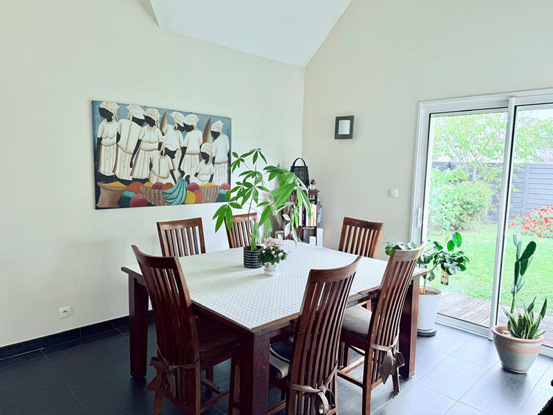 Maison - 160 m² - 6 pièces